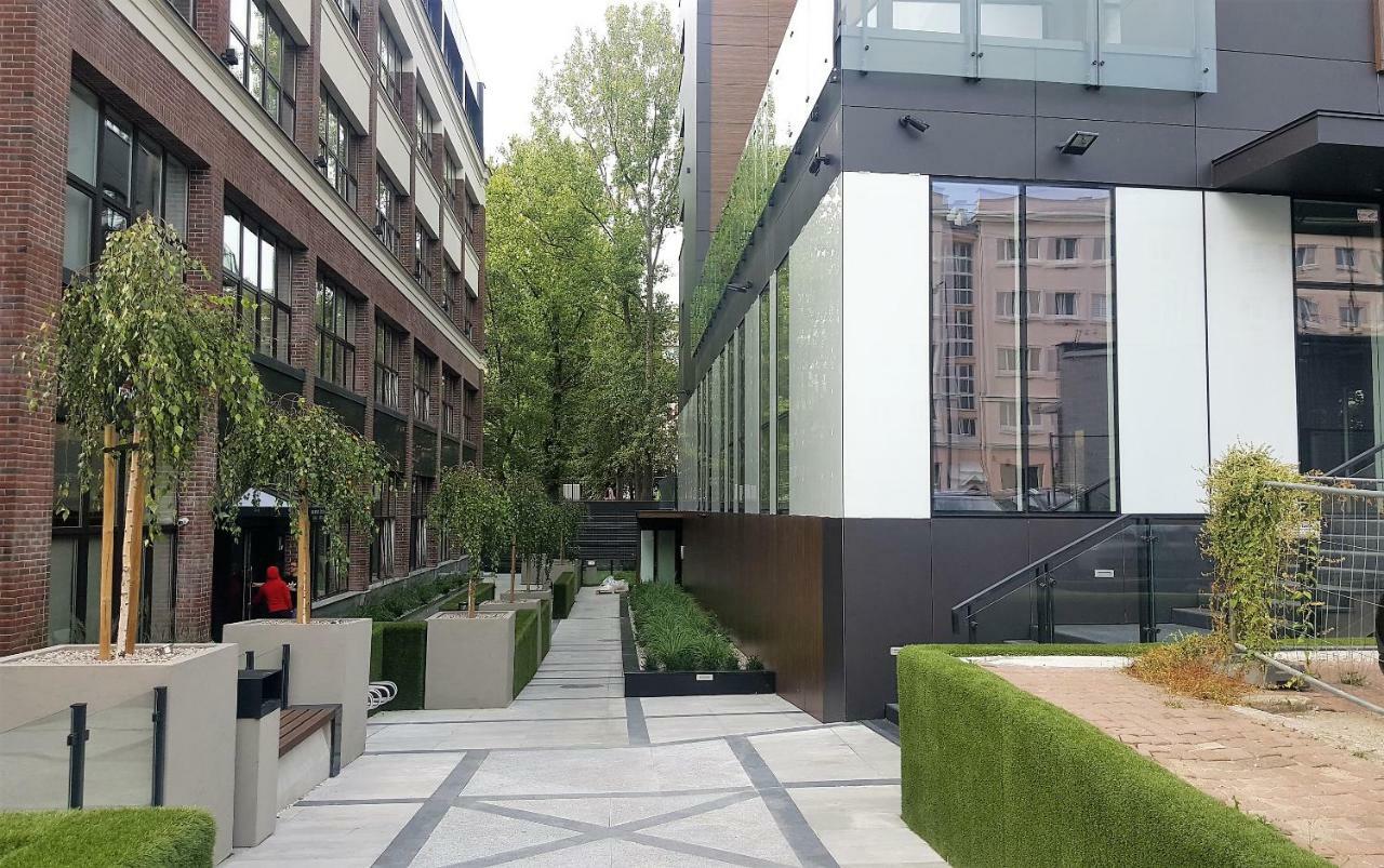 Studio Centrum Pawia Deluxe Warschau Exterior foto